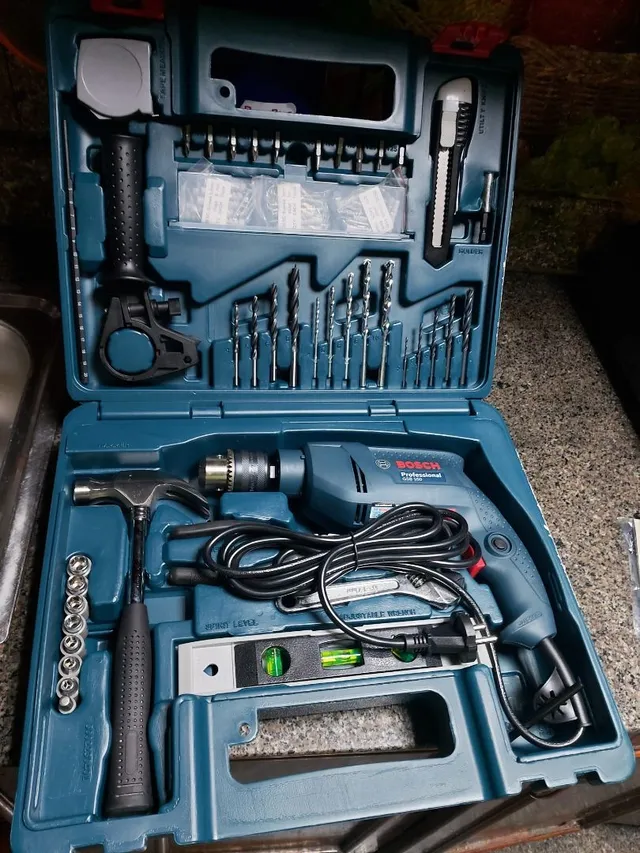 Bosch GSB 550 Máy khoan động lực