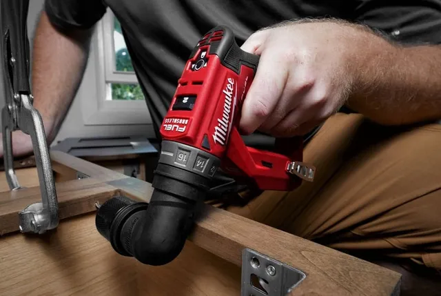 Milwaukee M12 FDDXKIT-0X Máy khoan đa năng 4 đầu