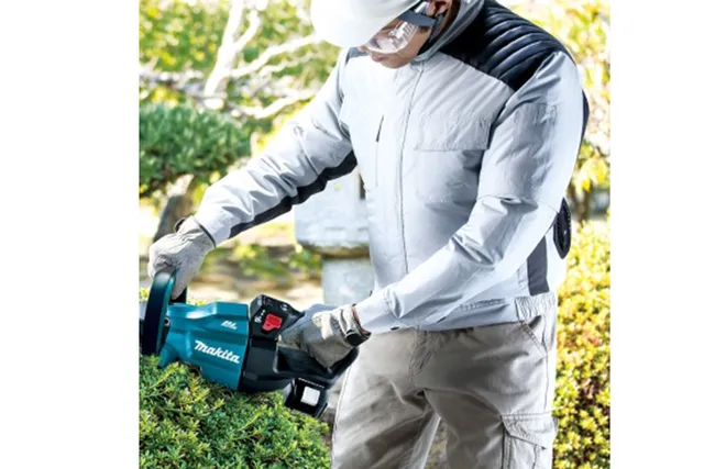Makita DFJ416ZL Áo khoác làm mát dùng pin size M(bl)(18v (không kèm pin sạc)