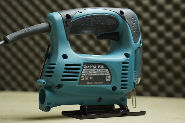 Makita 4328 Máy cưa lọng