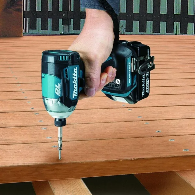 Makita DTD153Z Máy bắt vít dùng pin(bl)(18v) (không kèm pin sạc)