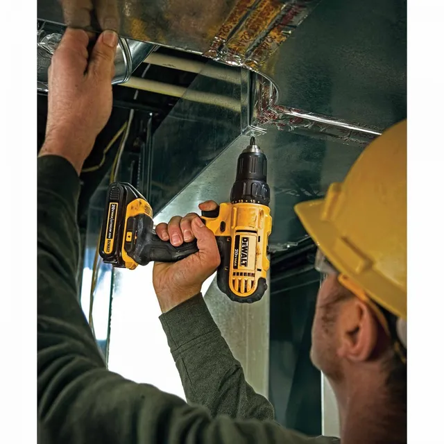 Dewalt DCD771C2 Máy khoan vặn vít dùng pin ( 2 pin 18v 1.3Ah+ Sạc)