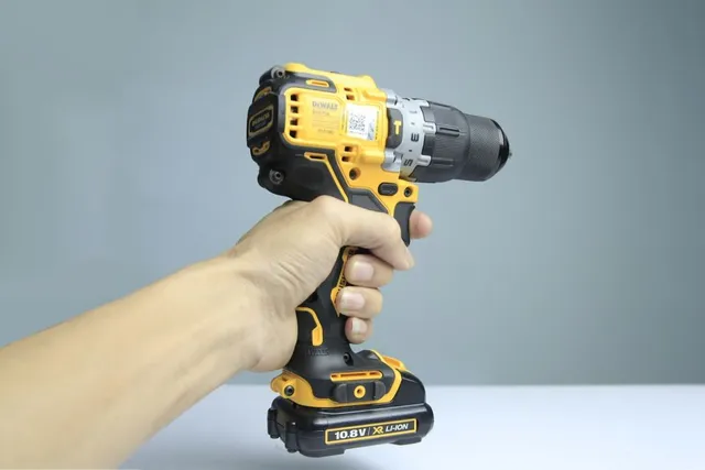 Dewalt DCD706N Máy khoan vặn vít dùng pin