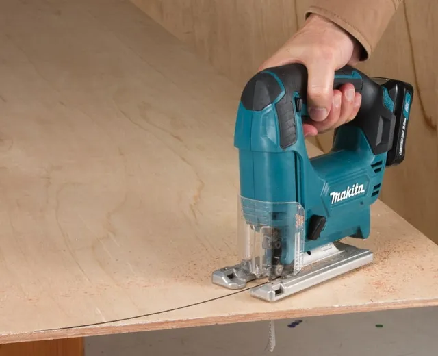 Makita JV101DSAE Máy cưa lọng dùng pin(12v max) (kèm 02 pin 2.0 + sạc)