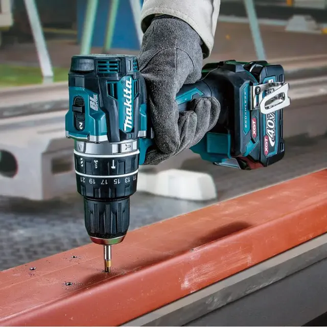 Makita HP002GD201 Máy khoan búa và vặn vít dùng pin(bl)(40 (kèm 02 pin 2.5 ah + sạc)