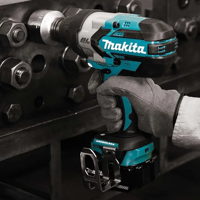 Makita DTW180RFE Máy siết bu lông dùng pin(9.5mm/bl)(18v) (kèm 02 pin 3.0 + sạc nhanh)