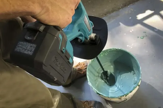 Makita DUT130Z Máy trộn sơn dùng pin(bl)(18v) (không kèm pin sạc)