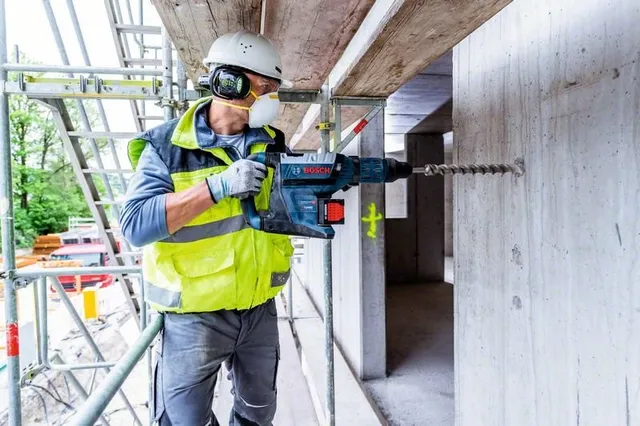 Bosch GBH 18V-36 C Máy khoan bê tông