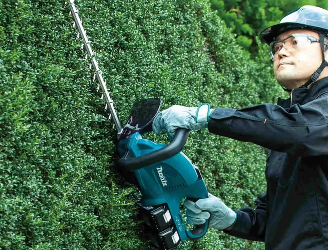 Makita DUH502Z Máy tỉa hàng rào dùng pin(500mm/bl)(18v) (không kèm pin sạc)