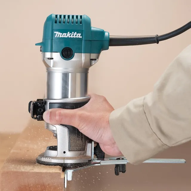 Makita RT0702C Máy đánh cạnh(6,35mm/1/4",9,35mm/3/8")