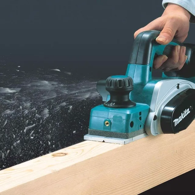 Makita DKP180Z Máy bào dùng pin(18v) (không kèm pin sạc)
